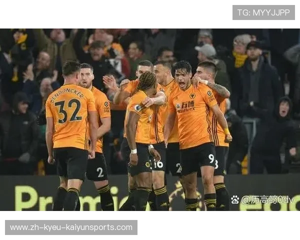 英超联赛几支球队降级的历史与回顾 英超联赛几支球队降级的历史与回顾