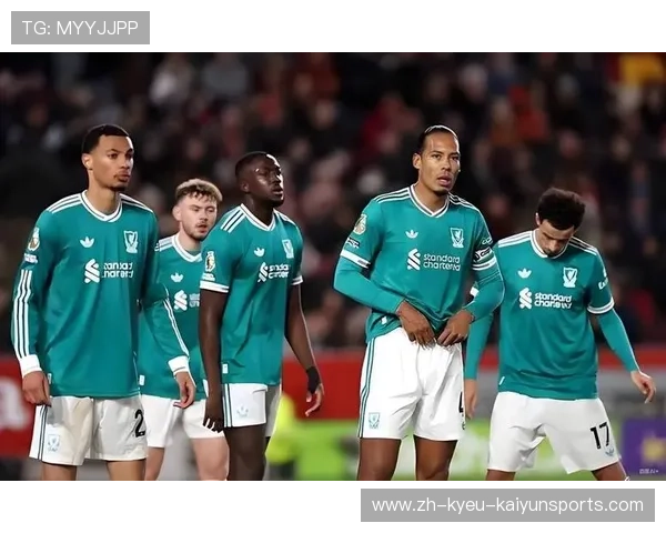 英超成功卫冕的球队表现与历史分析